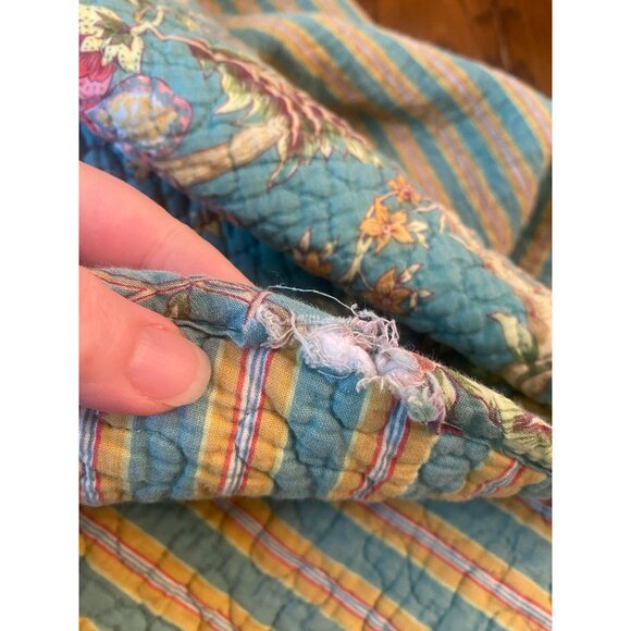 Quilted King Size Bedspread Reversible Floral & Striped Bright Teal Yellow and P - Picture 5 of 6